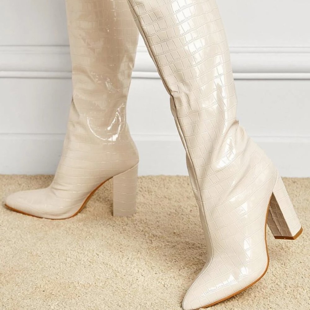 NEW Croc Embossed Chunky Heeled Boots - EUR37